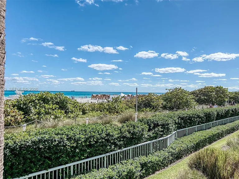 3737 Collins Ave #S-203 — Photo 25