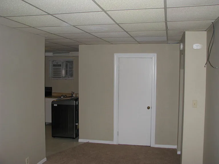 901 Park St — Photo 13