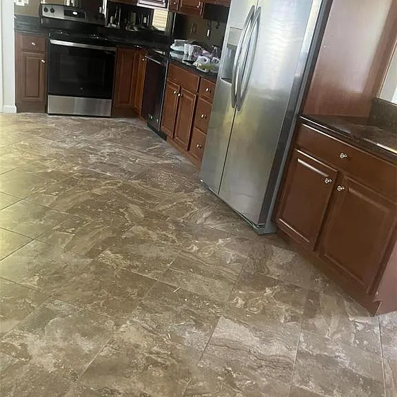 389 Clubhouse Ct #457 — Photo 5