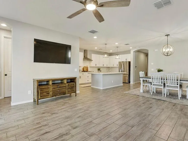 2824 W Rainbow Dr — Photo 8