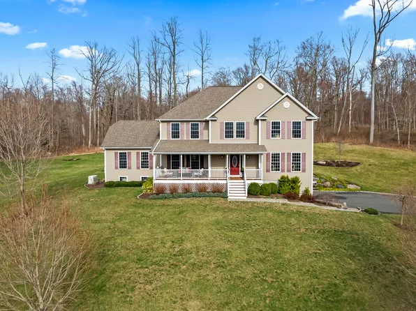 16 Anthony Ridge Road, Newtown, CT 06470