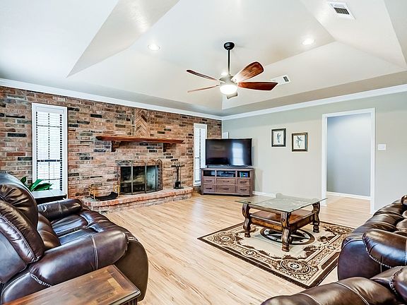 5th image of 7800 Barryknoll Ln
