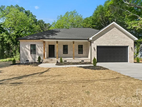 511 N Flint St, Lincolnton, NC 28092