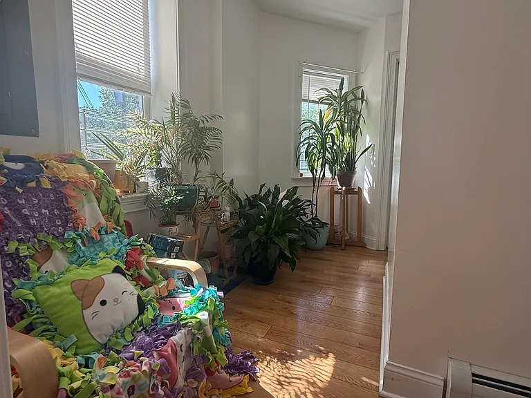 73 Sanford Pl #2 — Photo 6