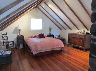 145 Van Hoogland Rd, Shady, NY 12409