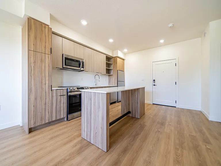320 19th Ave SW — Photo 54