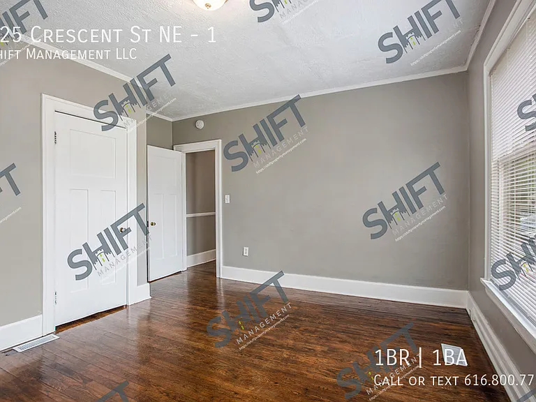 325 Crescent St NE #1 — Photo 11