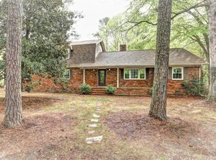 8915 Teakwood Dr, Disputanta, VA 23842