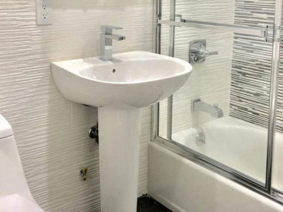 4th image of 118 Avenue C #3A2