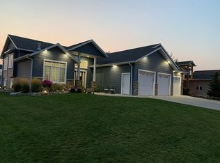 6287 Martens Way S, Fargo, ND 58104