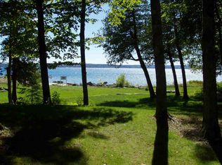 1239 Fern Ave, Harbor Springs, MI 49740