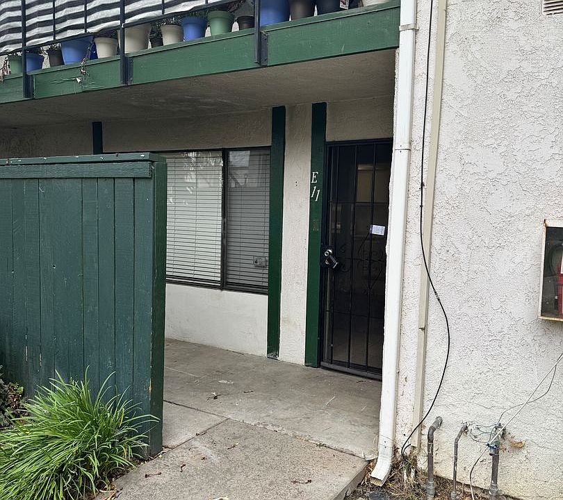 1st image of 1735 E Washington St APT E11