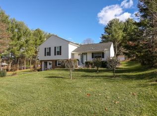 1110 Horseshoe Ln, Blacksburg, VA 24060