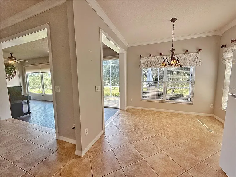 2222 Caxton Ave — Photo 8