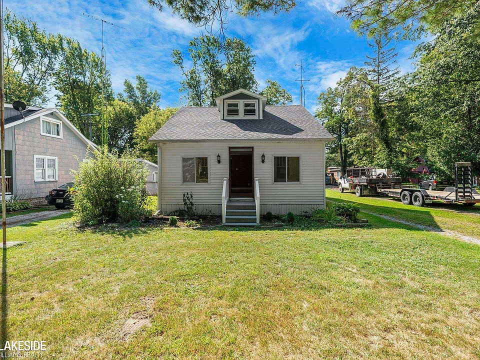1st image of 3575 Memoir St