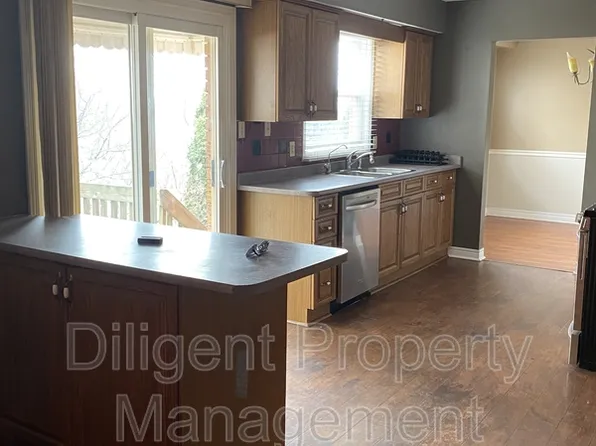 1103 Huntington Cir, Peterborough, ON K9K 2B1