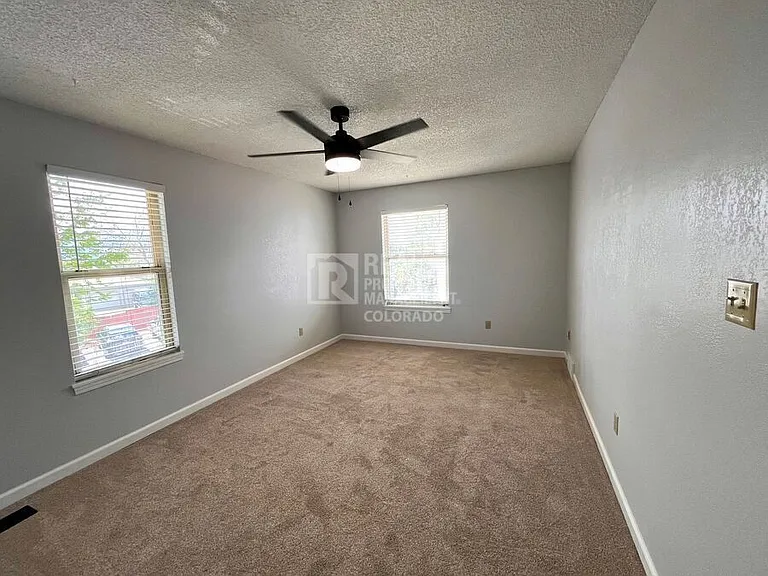 1334 Firefly Cir — Photo 6