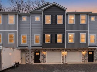 111 Frisco Ln, Bridgeport, WV