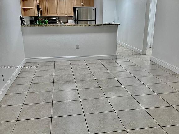 2nd image of 5221 Geneva Way APT 103