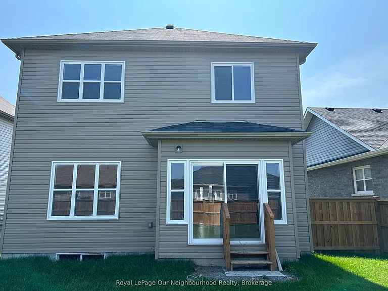484 Joseph Gale St — Photo 22