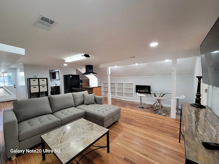 2137 Madison Ave #2137 MADISON AVE — Photo 18