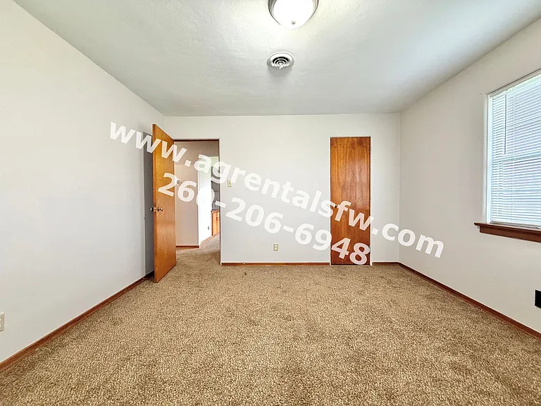 14901 Illinois Rd — Photo 9