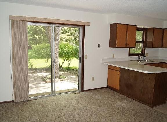 4th image of 1953 Louis Ln