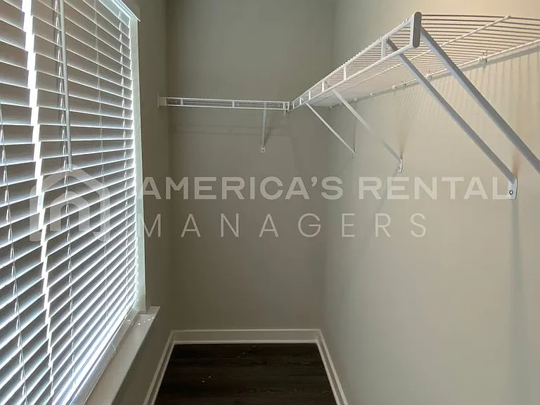 495 Ridge View Cir — Photo 33