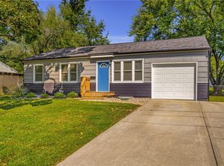 17008 E Salisbury Rd, Independence, MO 64056