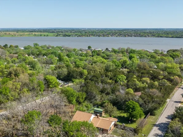 2619 Walnut St, Granbury, TX 76048