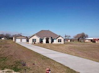 225 Blue Heron Dr N, Port lavaca, TX 77979