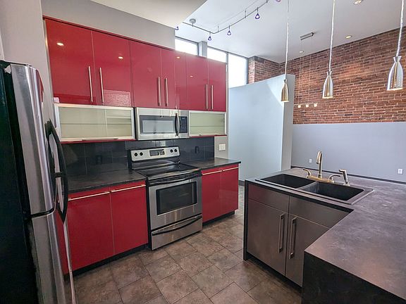 4th image of 192 Remsen St #1R