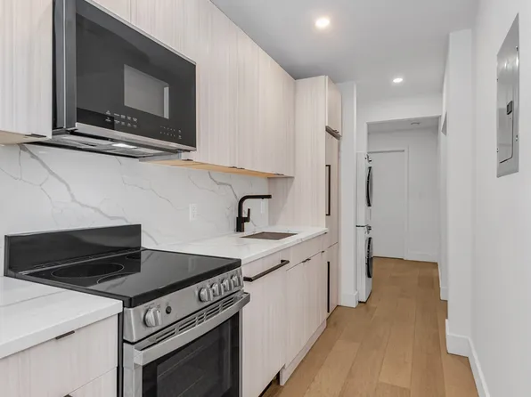 166 East Seventh Street image 1 of 7