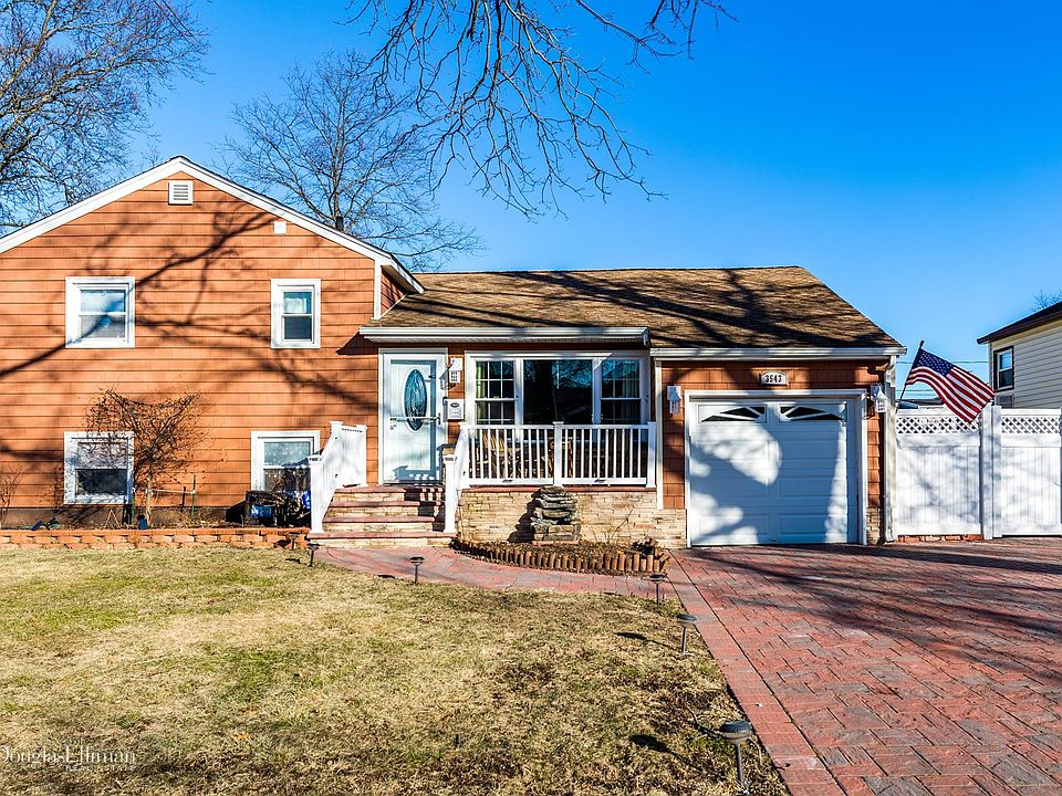 1st image of 3543 Manhasset St