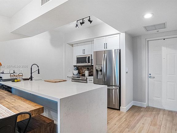 2nd image of 7290 SW 90th St APT 202