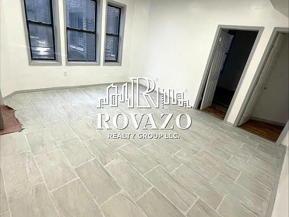 3rd image of 53 Milford Ave APT 16