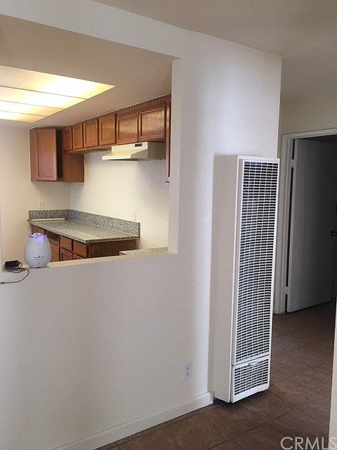 1st image of 851 N San Antonio Ave #B
