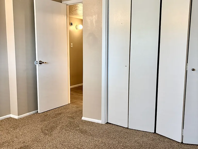 1305 Chelwood NE - D — Photo 15