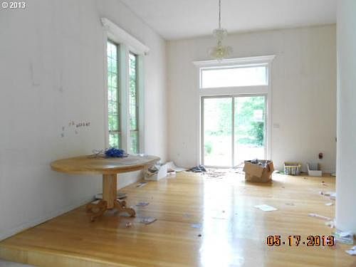 4th image of 8419 NE 154th Cir