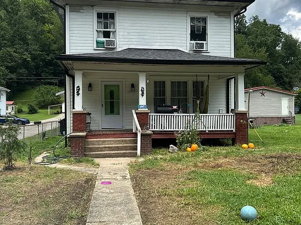 547 Campbells Creek Dr, Charleston, WV 25306