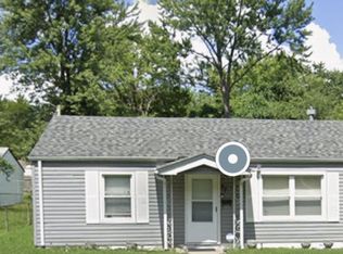 37 Saint Celeste Dr, Florissant, MO 63031