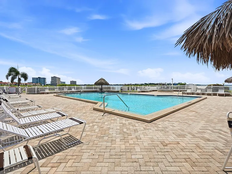 6105 Palma Del Mar Blvd S #219 — Photo 33