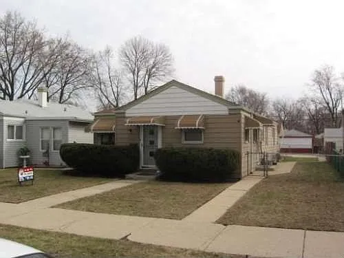 12541 S Bishop St photo 1