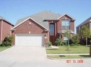 3004 Honey Locust Dr, Euless, TX 76039