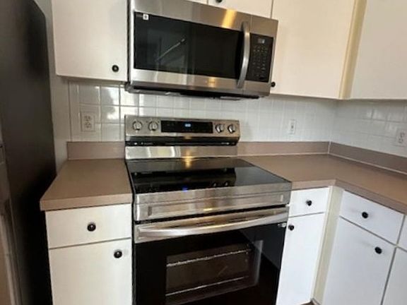 5th image of 311 Norfolk St #B