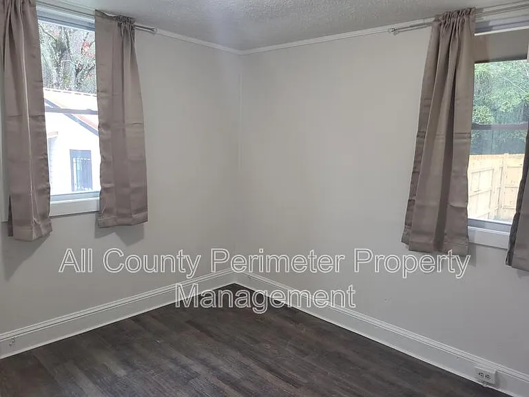 3722 Piedmont Dr — Photo 5