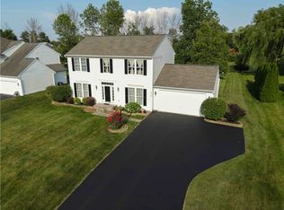 616 Maris Run, Webster, NY 14580