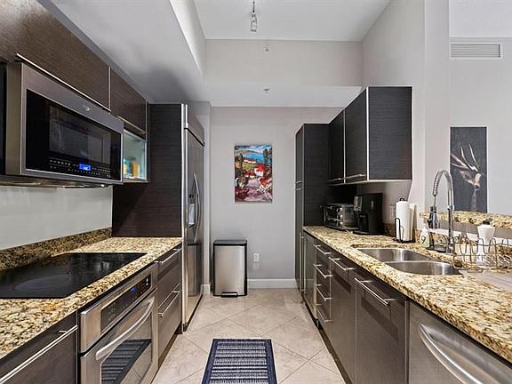 4th image of 550 Okeechobee Blvd APT 220