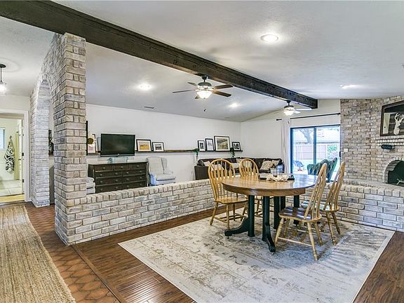 5th image of 2620 Briarcove Dr