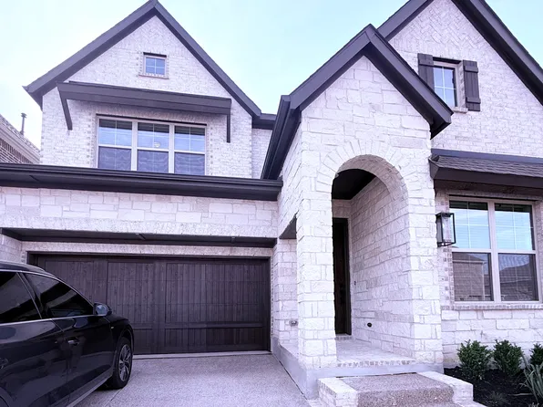 3196 Cliff Swallow Ln, Arlington, TX 76005